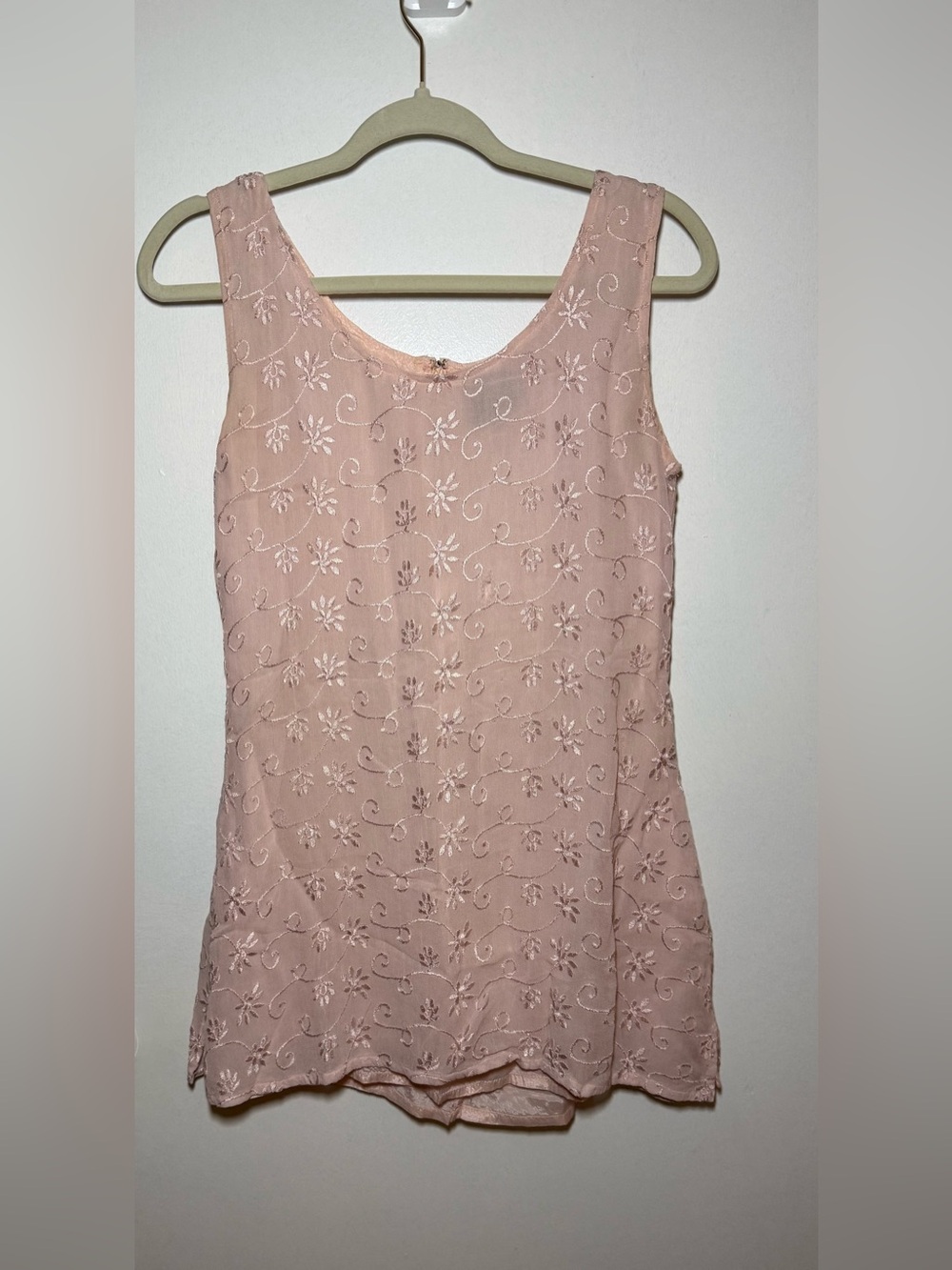 Vintage Boutique Europa Pink Floral Embroidery Chiffon Made in India Tank Size S